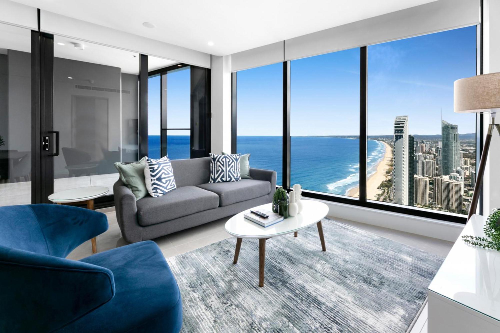 Oceanfront 2-bed With Spectacular View, Pool & Gym *